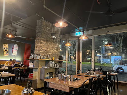 Dak Hanmari (City), Melbourne