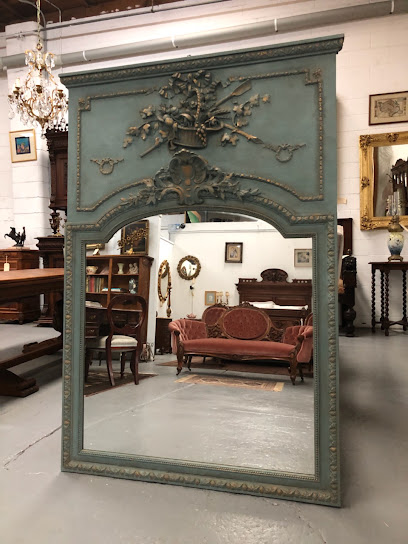 Moonee Ponds Antiques, Melbourne