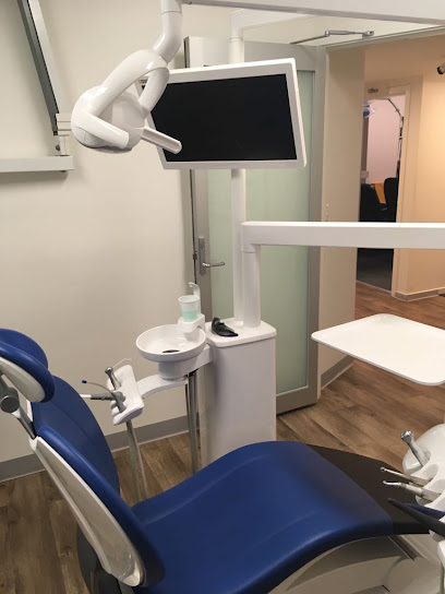 Zen smiles ( formerly Holistic Dental ), Melbourne