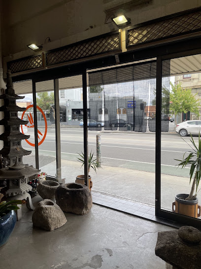 Tombo JAPAN CHINA, Melbourne