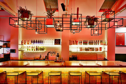 Dexter, Melbourne