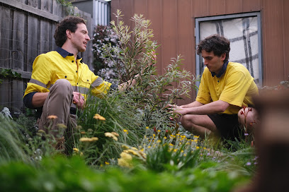 Ozzie Mowing & Gardening, Melbourne